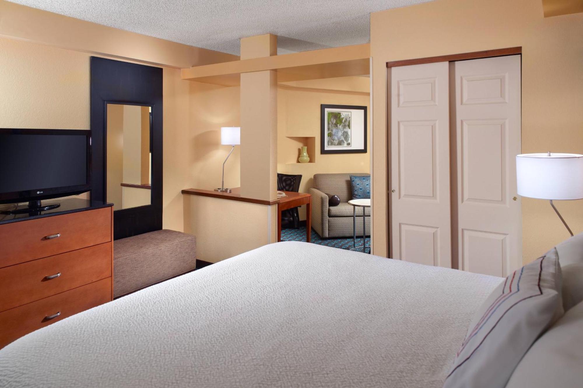 Executive King Room with Sofa Bed,1632227066:JPEG