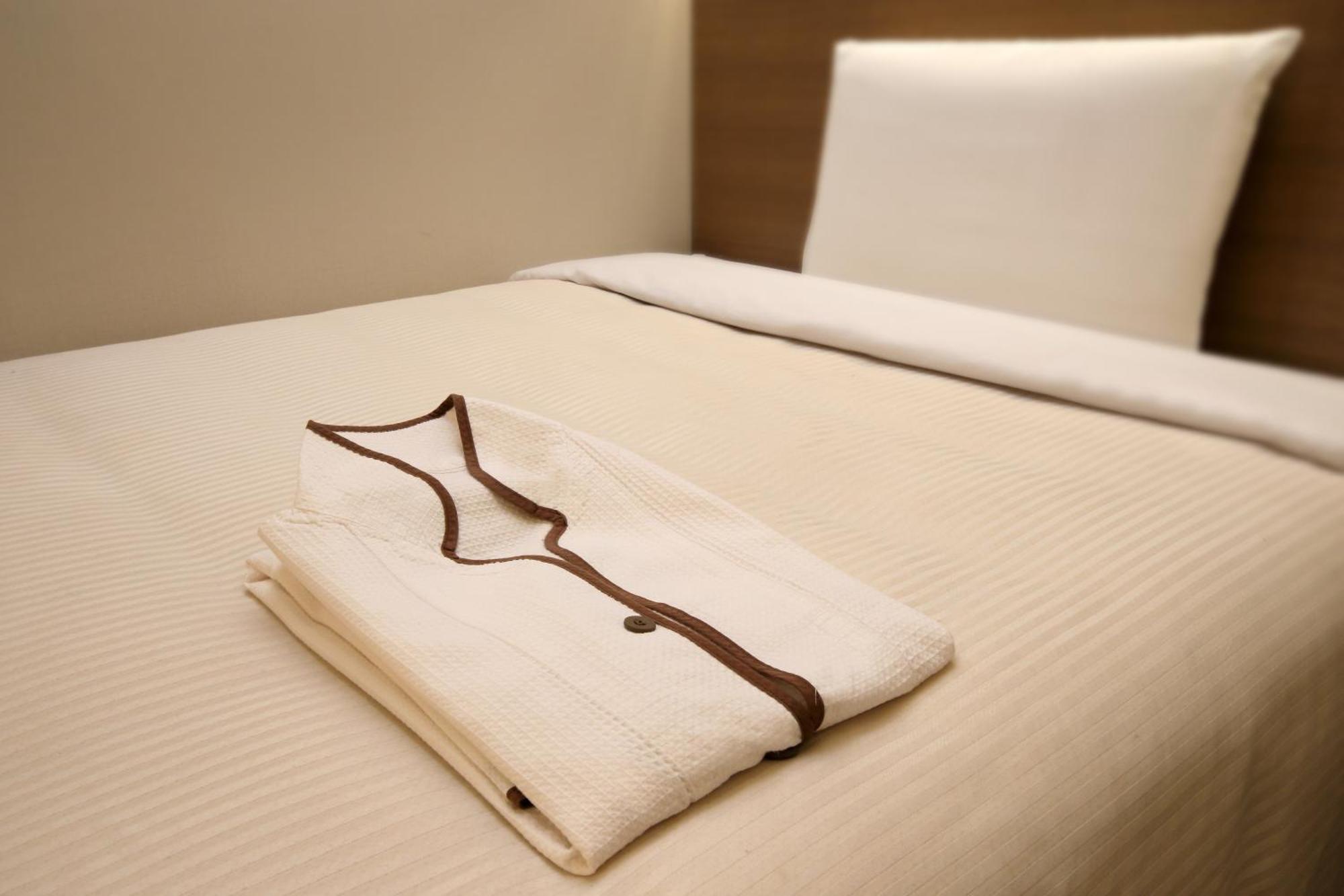 Single Room - Non-Smoking
