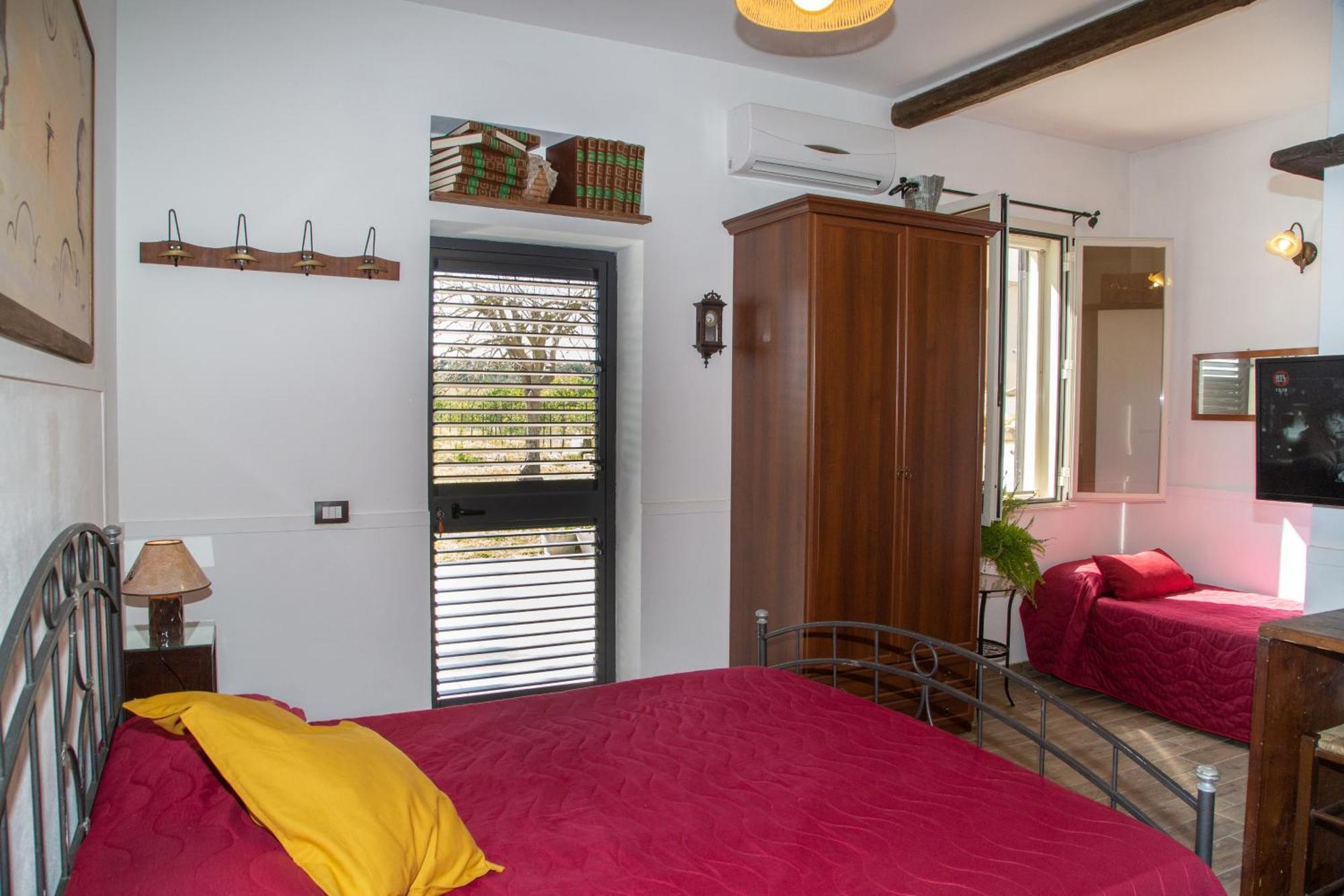 Comfort Triple Room