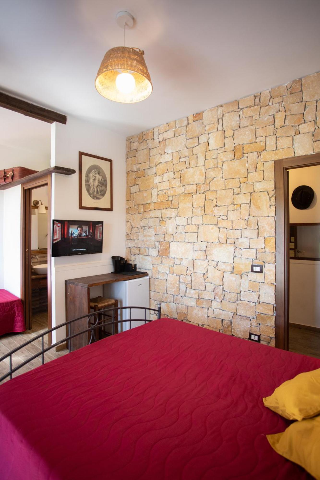 Comfort Triple Room
