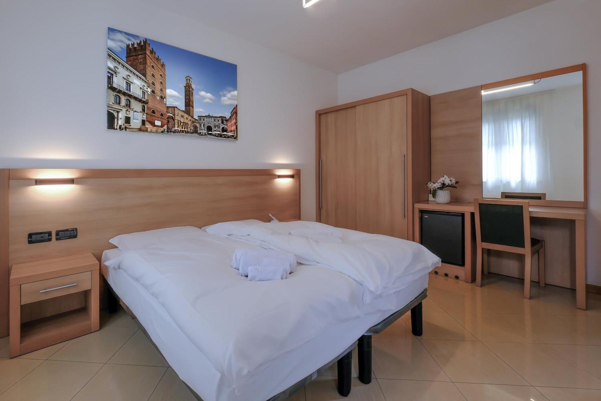 Double Room,1654281406:JPEG