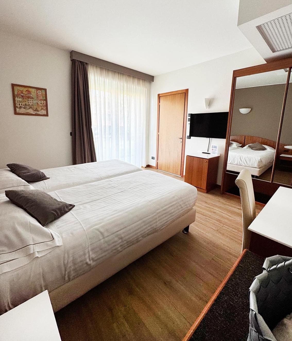 Classic Twin Room Upper Floor
