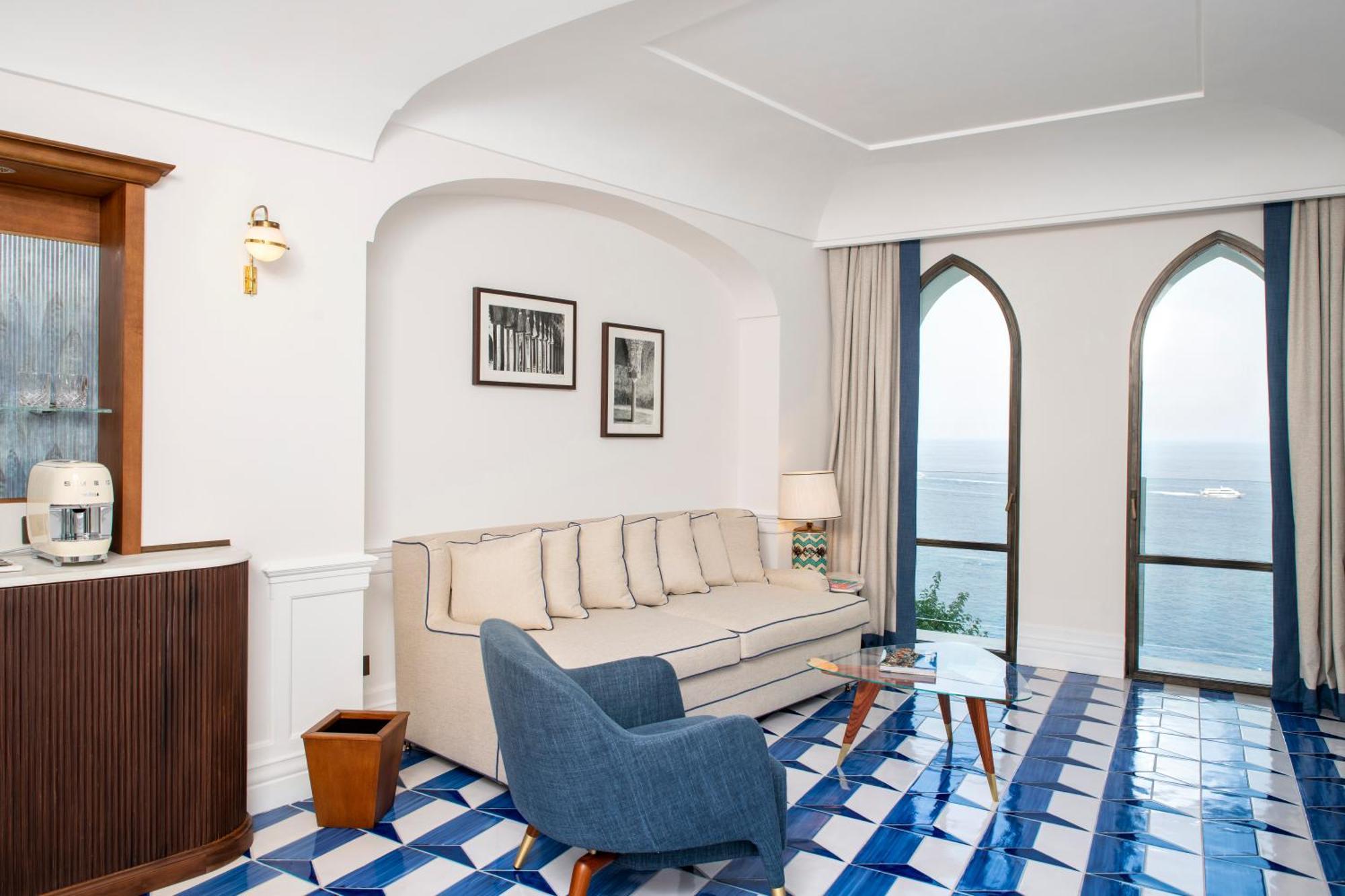 Deluxe Suite Sea View