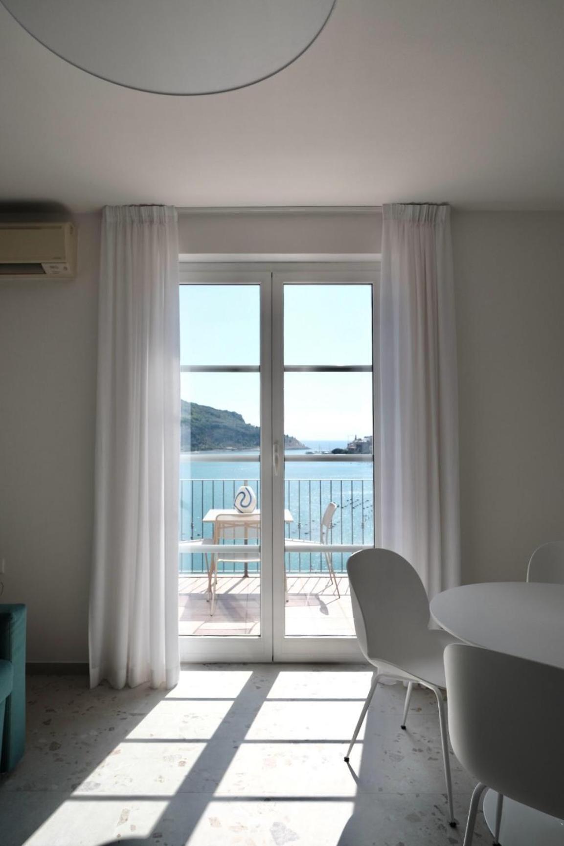 Superior One-Bedroom Apartment Balcony