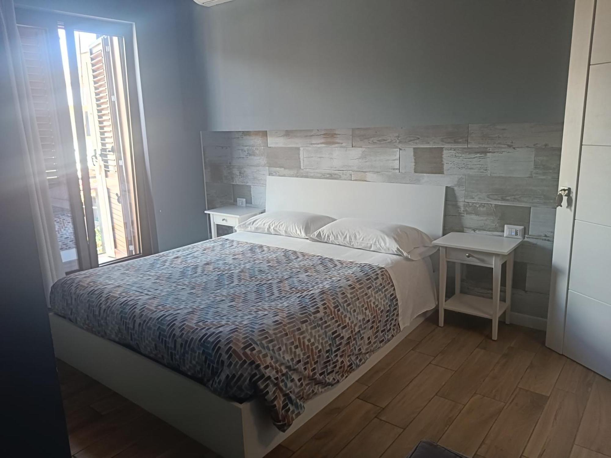 Double or Twin Room Private Bathroom