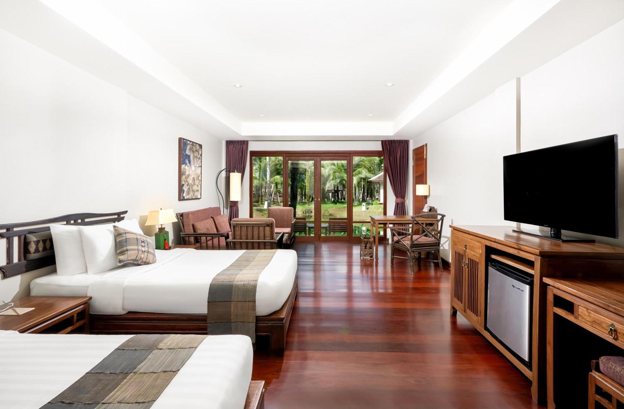 Siam Chalet Room