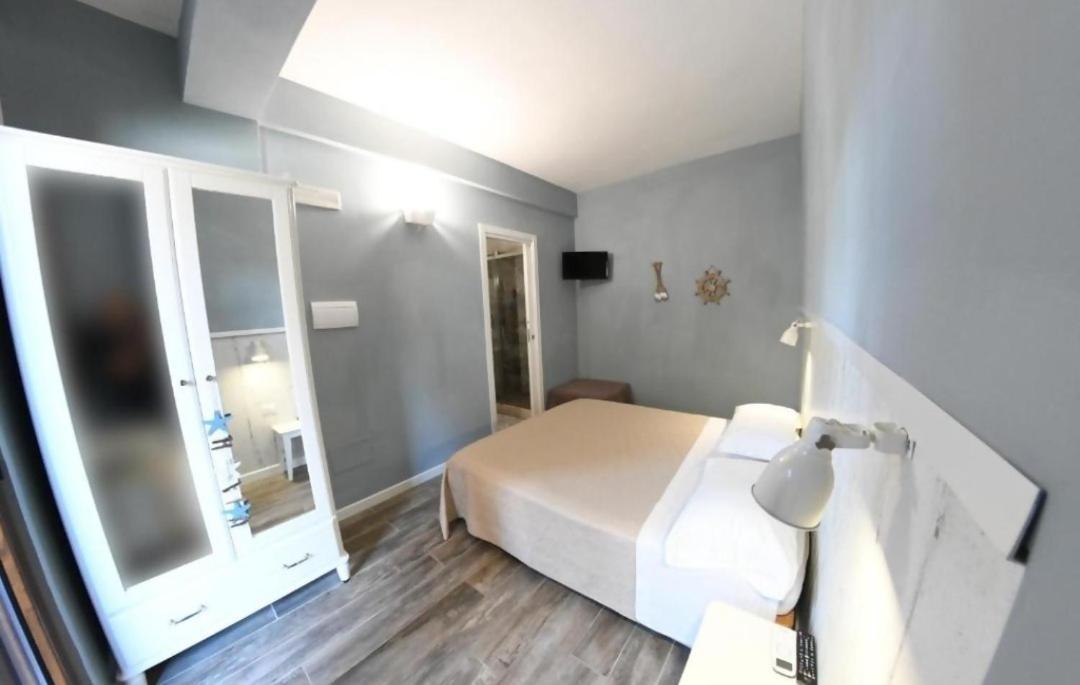 Superior Double or Twin Room Garden View