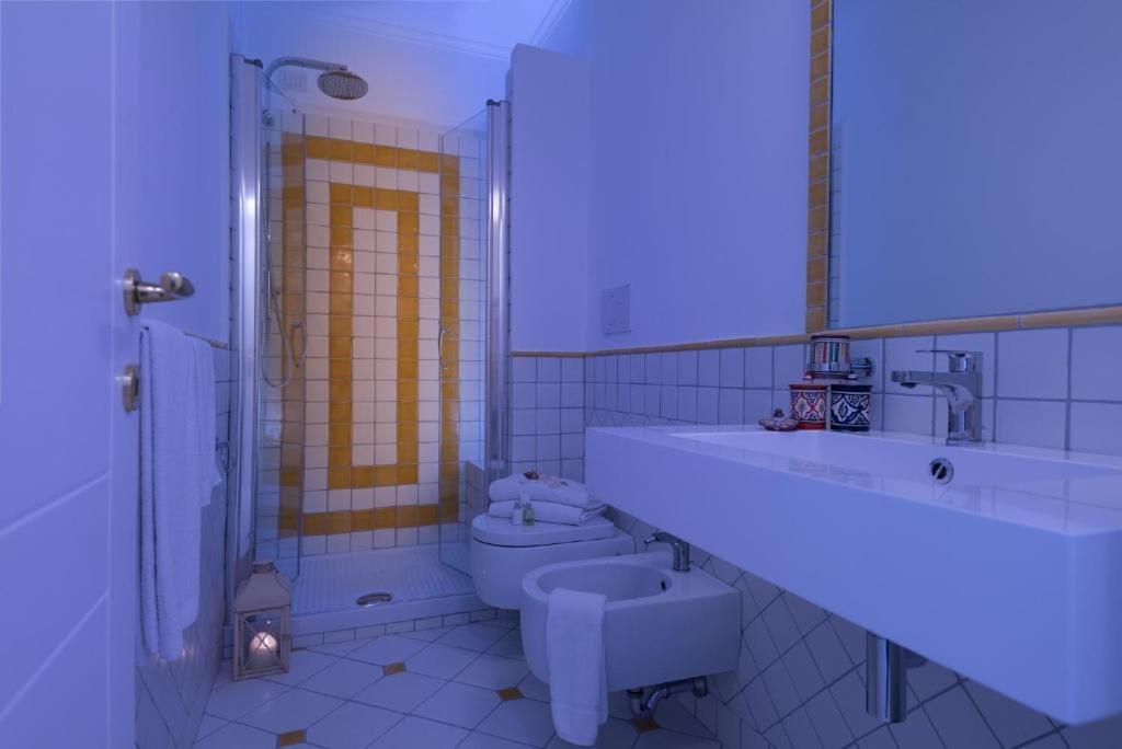 Deluxe Triple Room Sea View