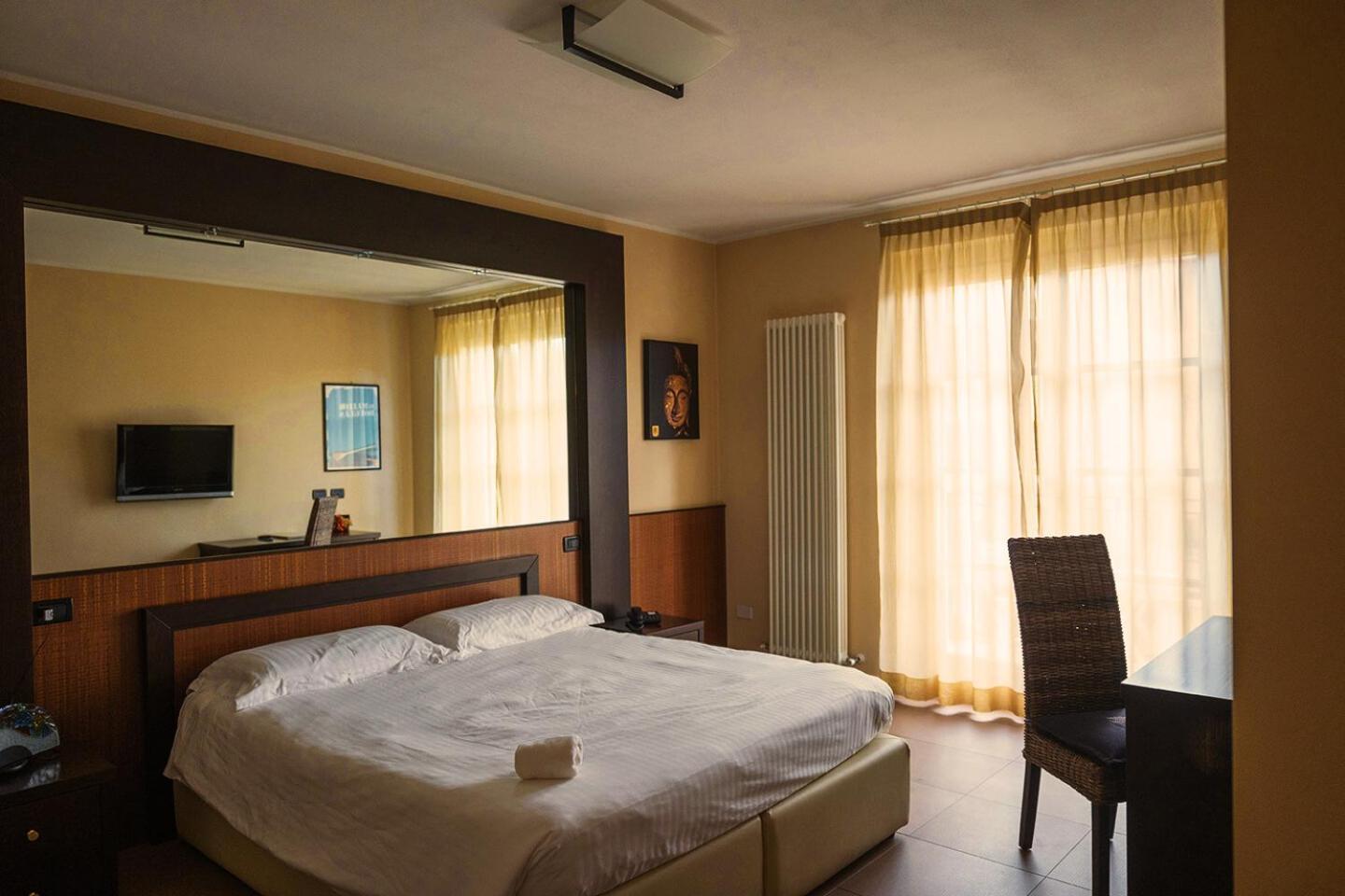 Junior Suite Mountain View