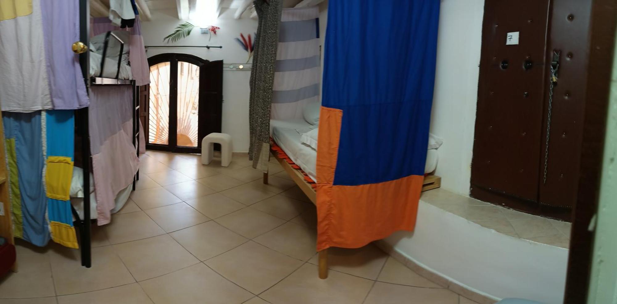 Bed 6-Bed Dormitory Room