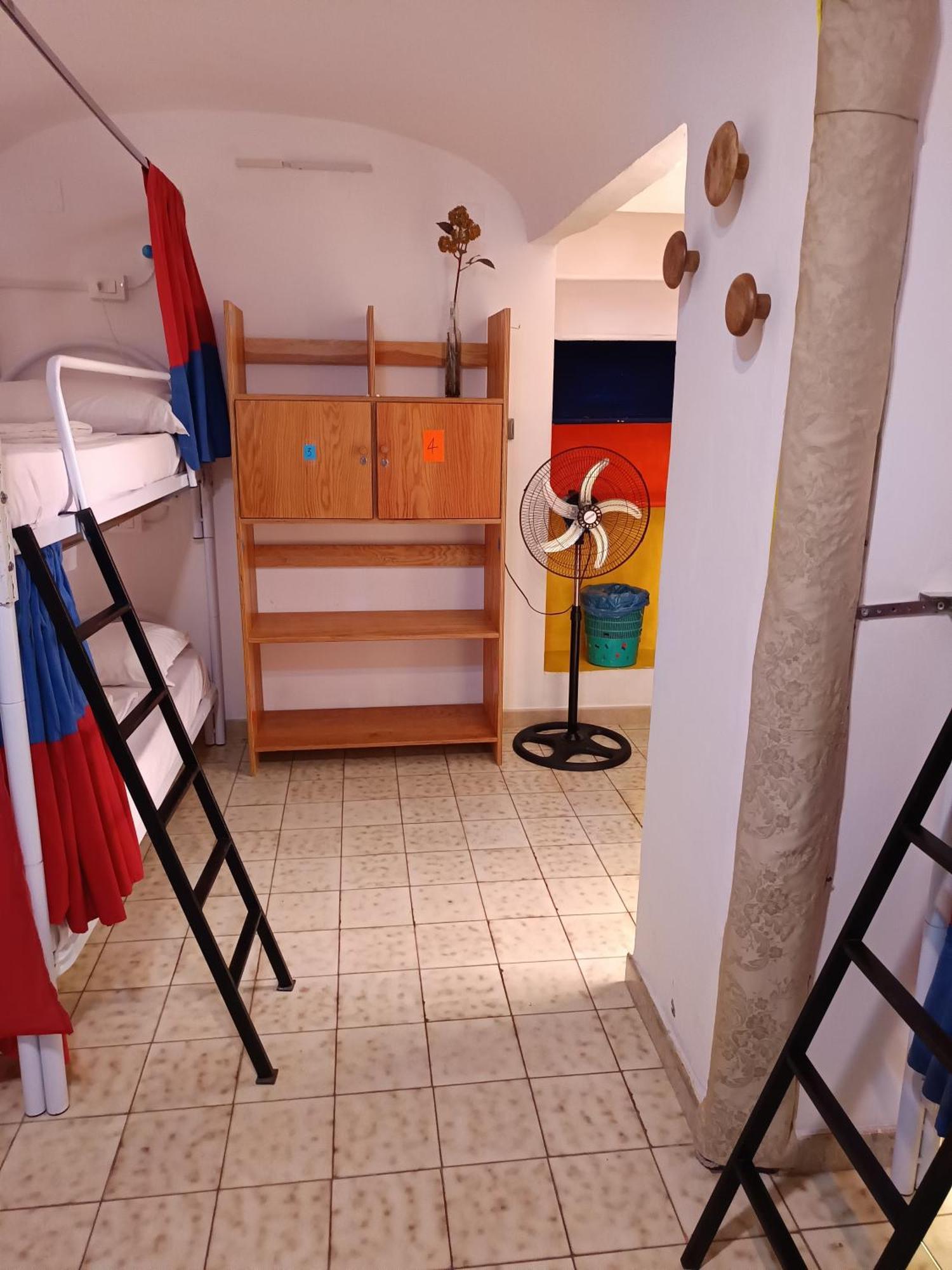 Single Bed 4-Bed Dormitory Room