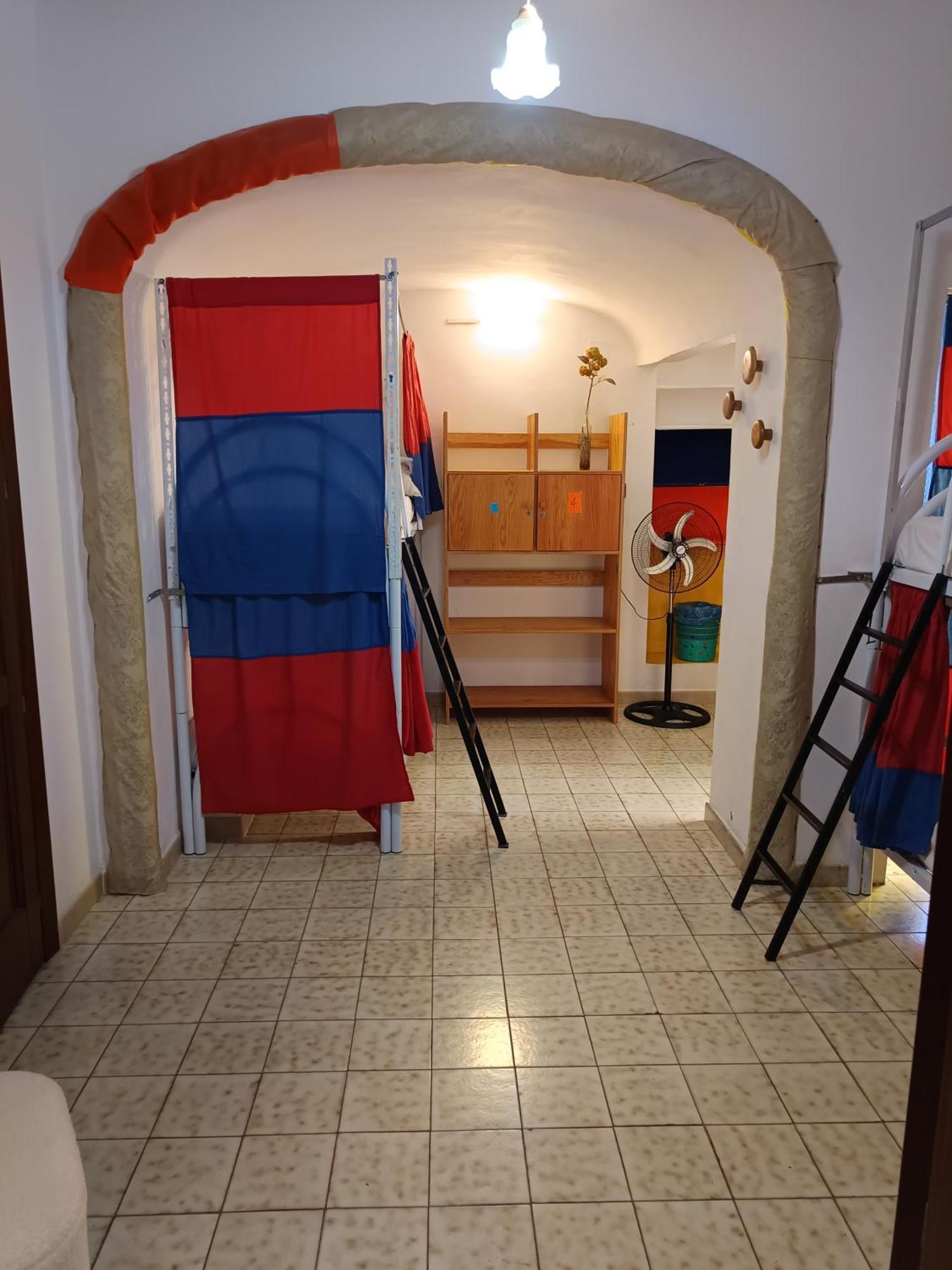 Single Bed 4-Bed Dormitory Room