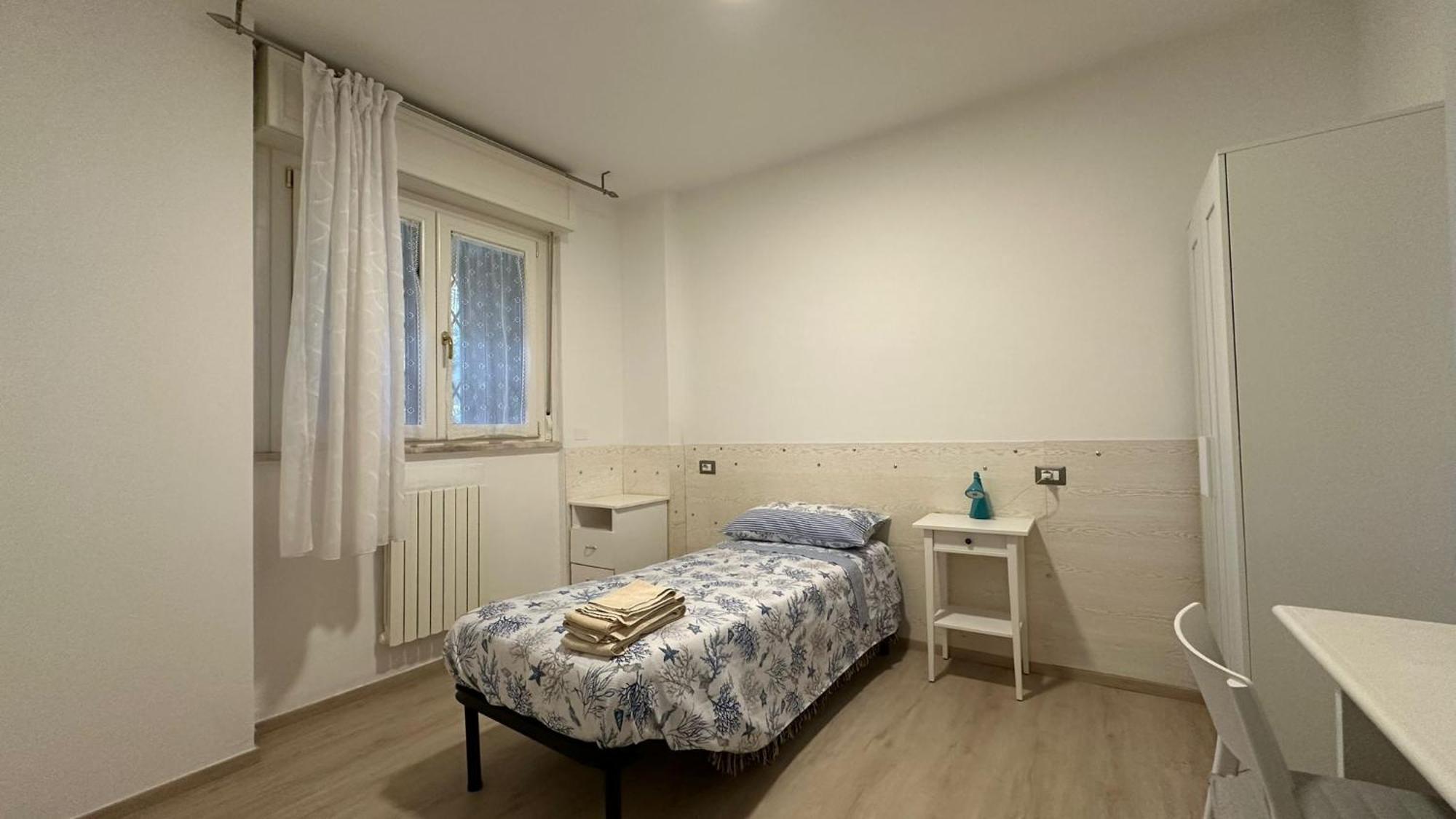 Twin Room Private Bathroom