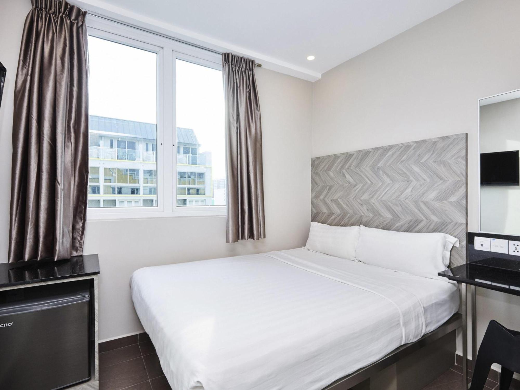 Deluxe Double Room,1716988180:JPEG