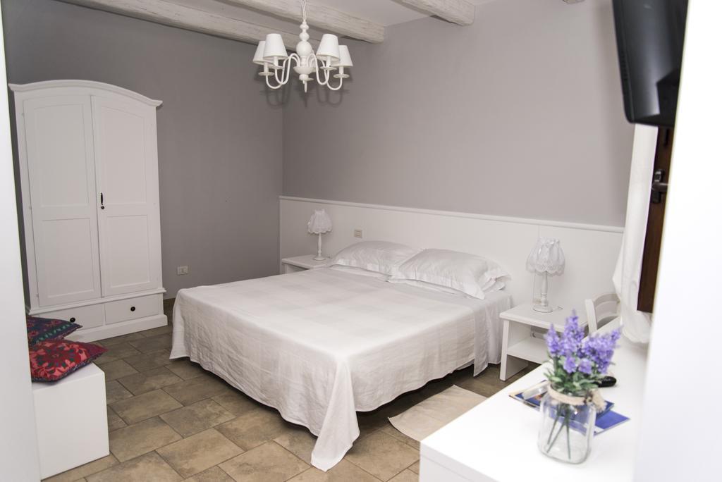 Double or Twin Room,1742784134:JPEG