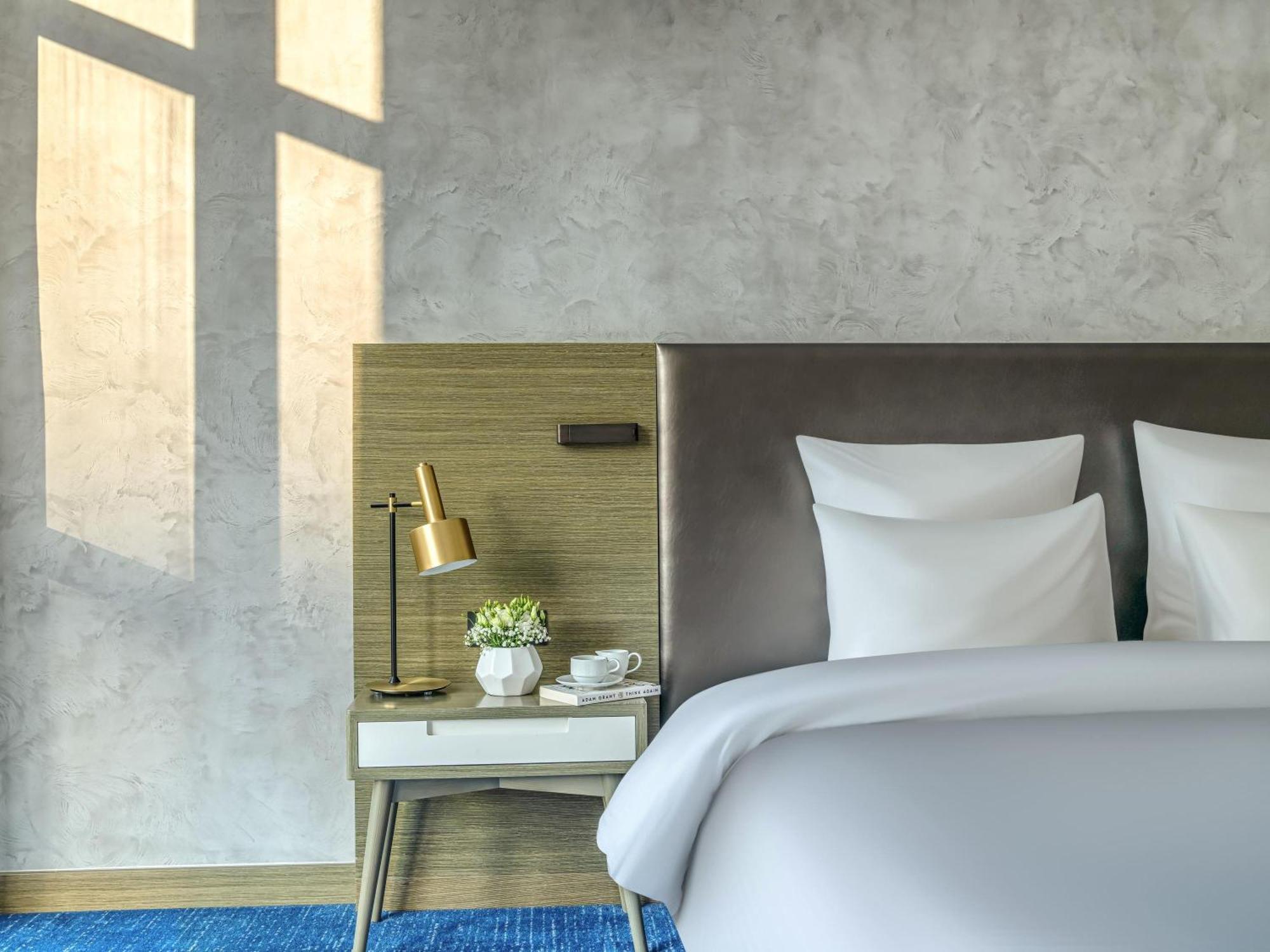 Deluxe King Room with Lagoon View,1739639738:JPEG