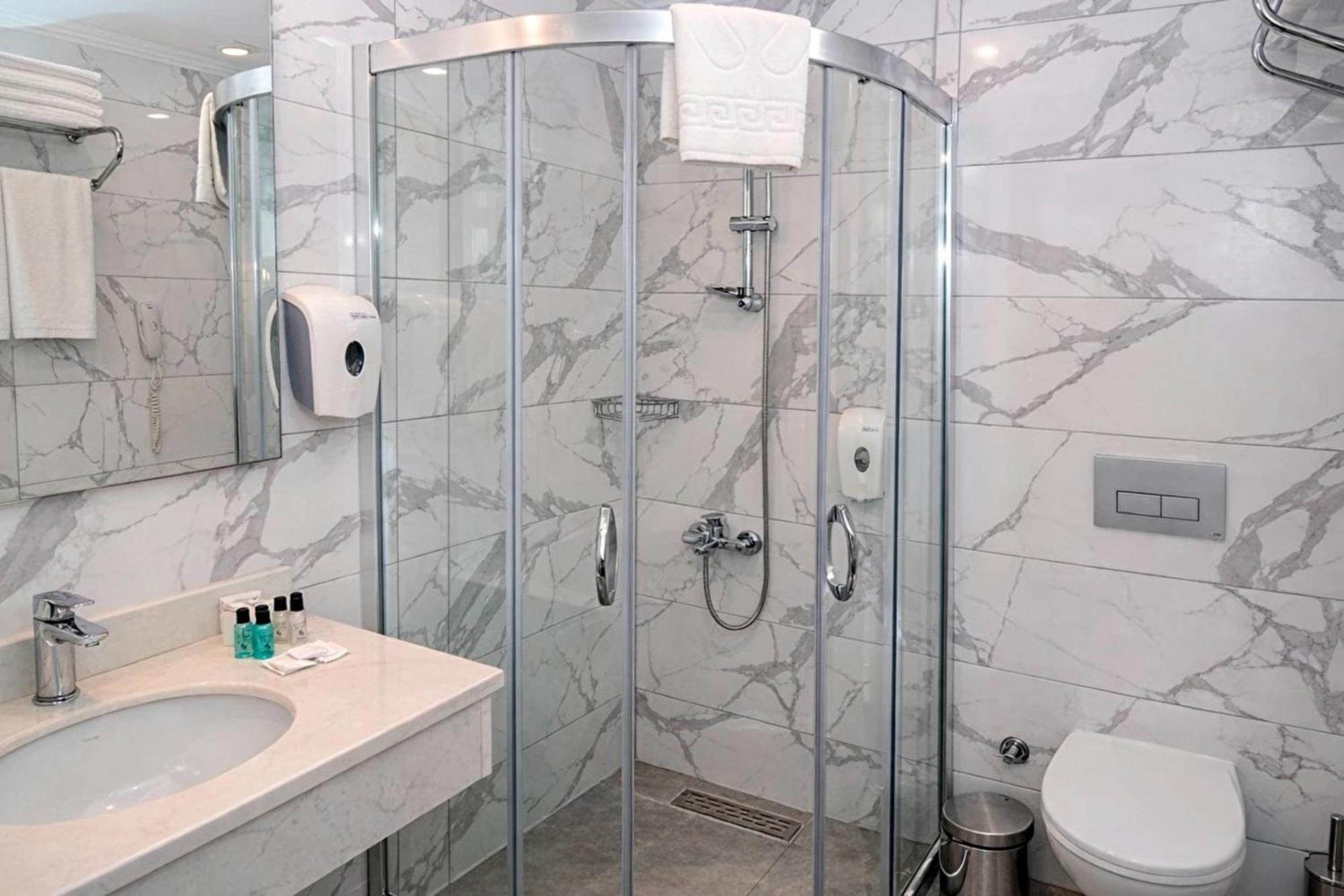 Double Room,1747173320:JPEG