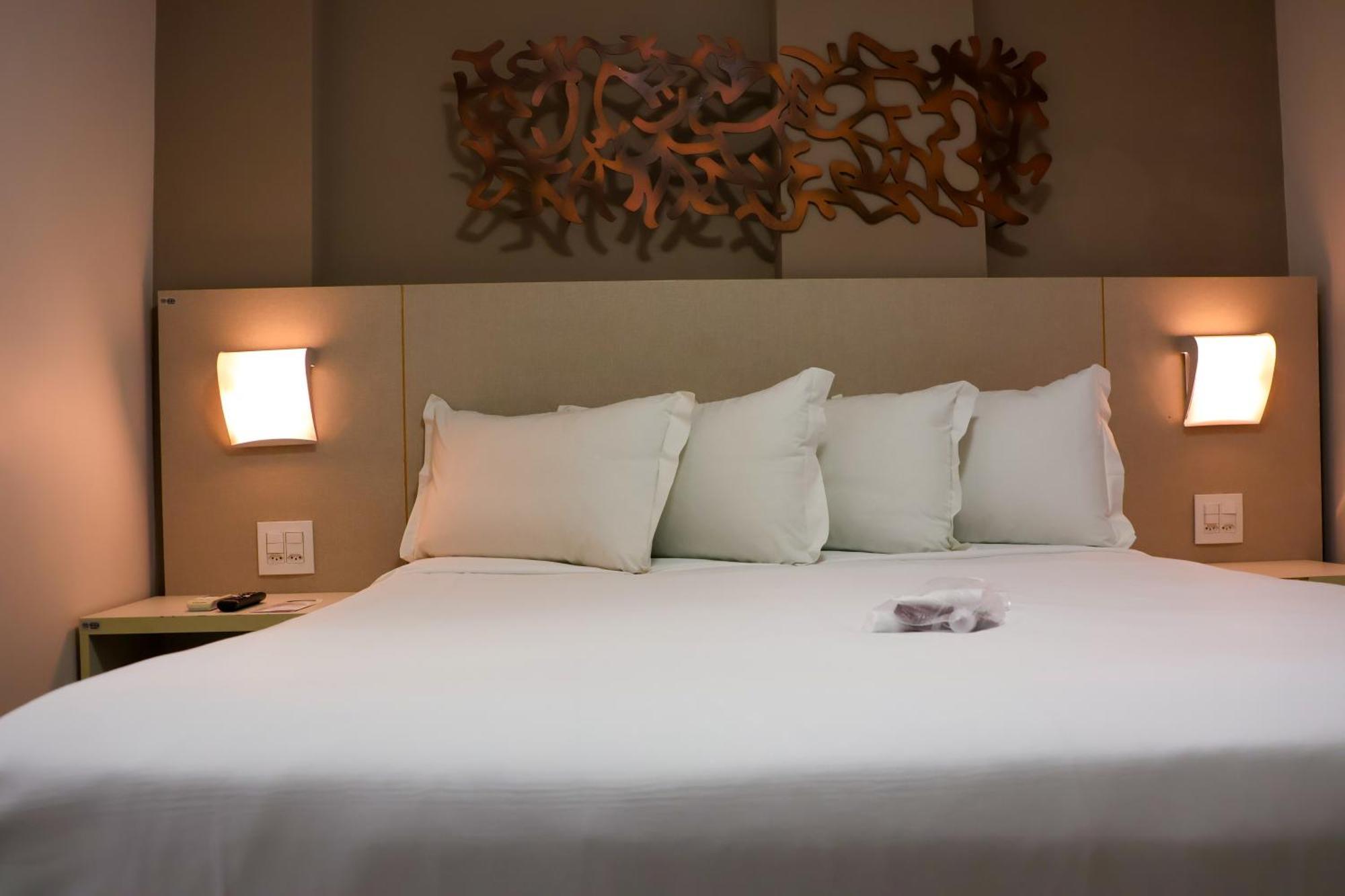 Deluxe Suite with Spa Bath,1743443007:JPEG