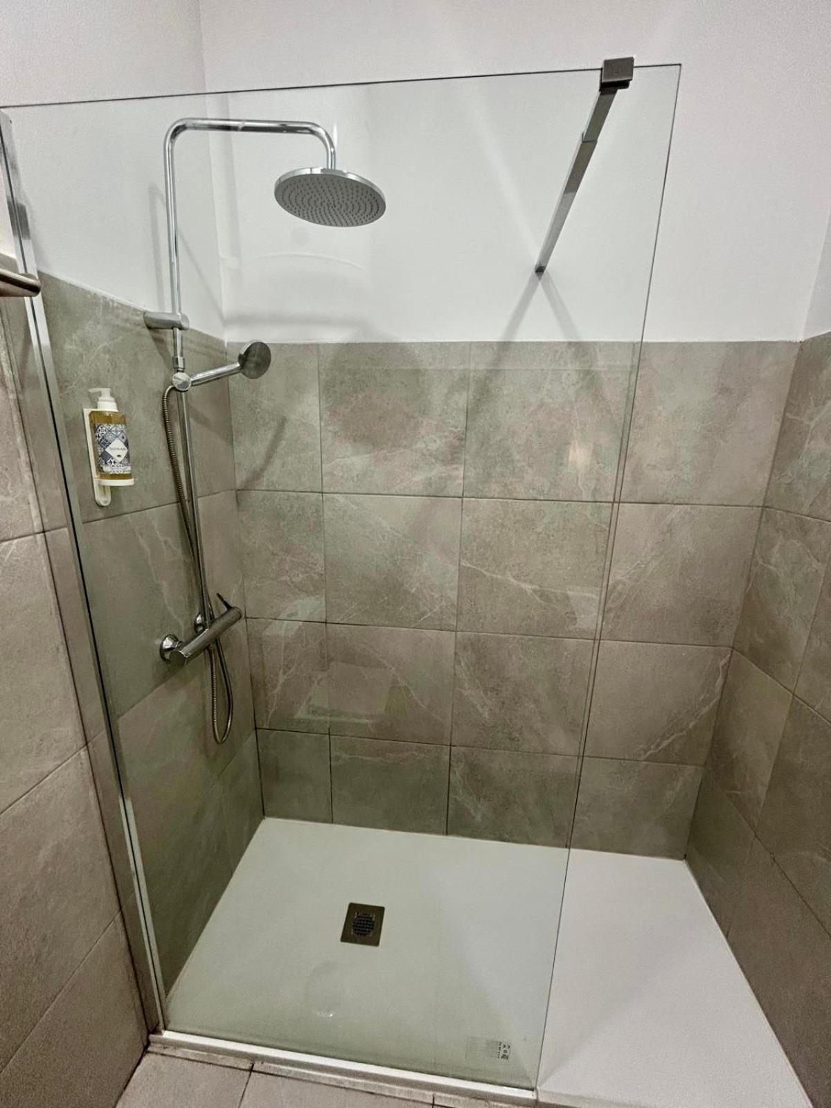 Double Room with Shared Bathroom,1756438013:JPEG