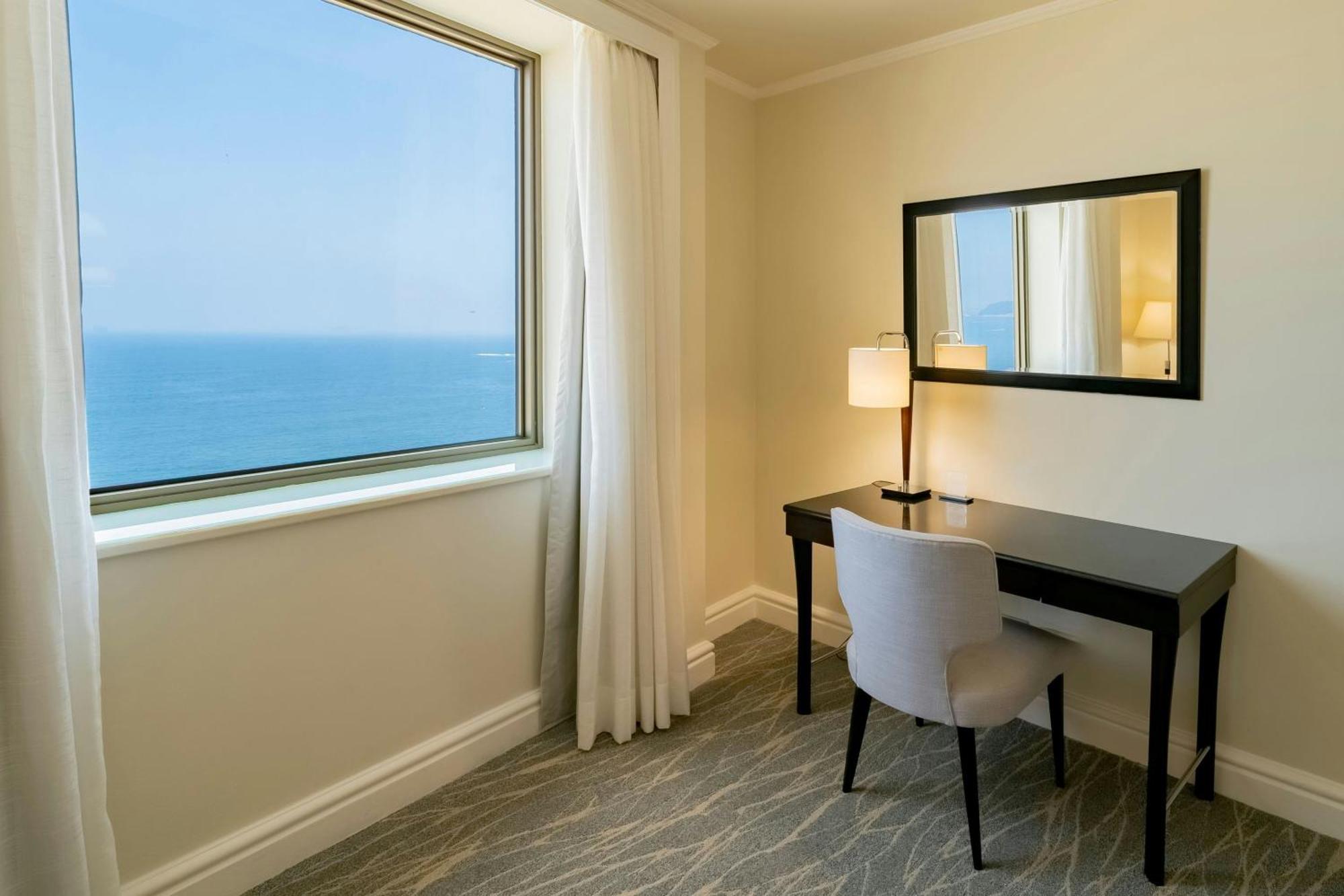 Quarto Deluxe com 1 Cama King-size e Vista do Oceano
