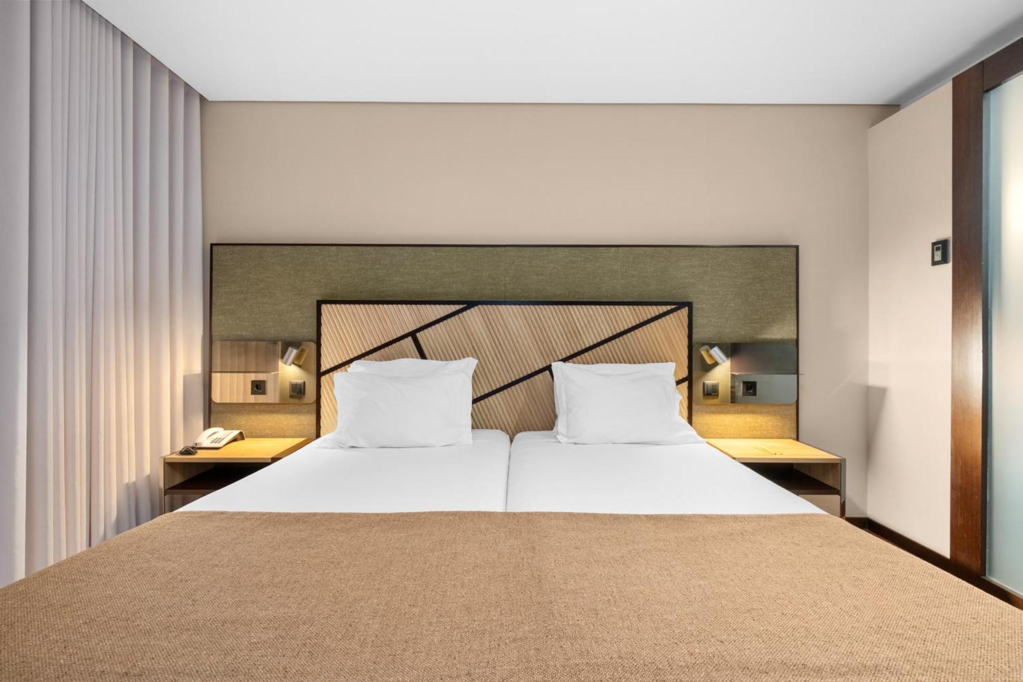 Twin Room with Balcony,1758536152:JPEG