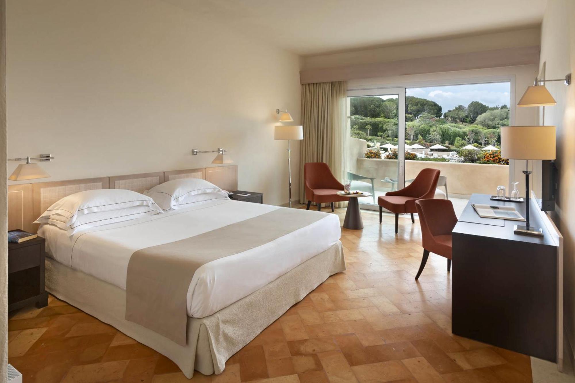Deluxe Triple Room with Sea View