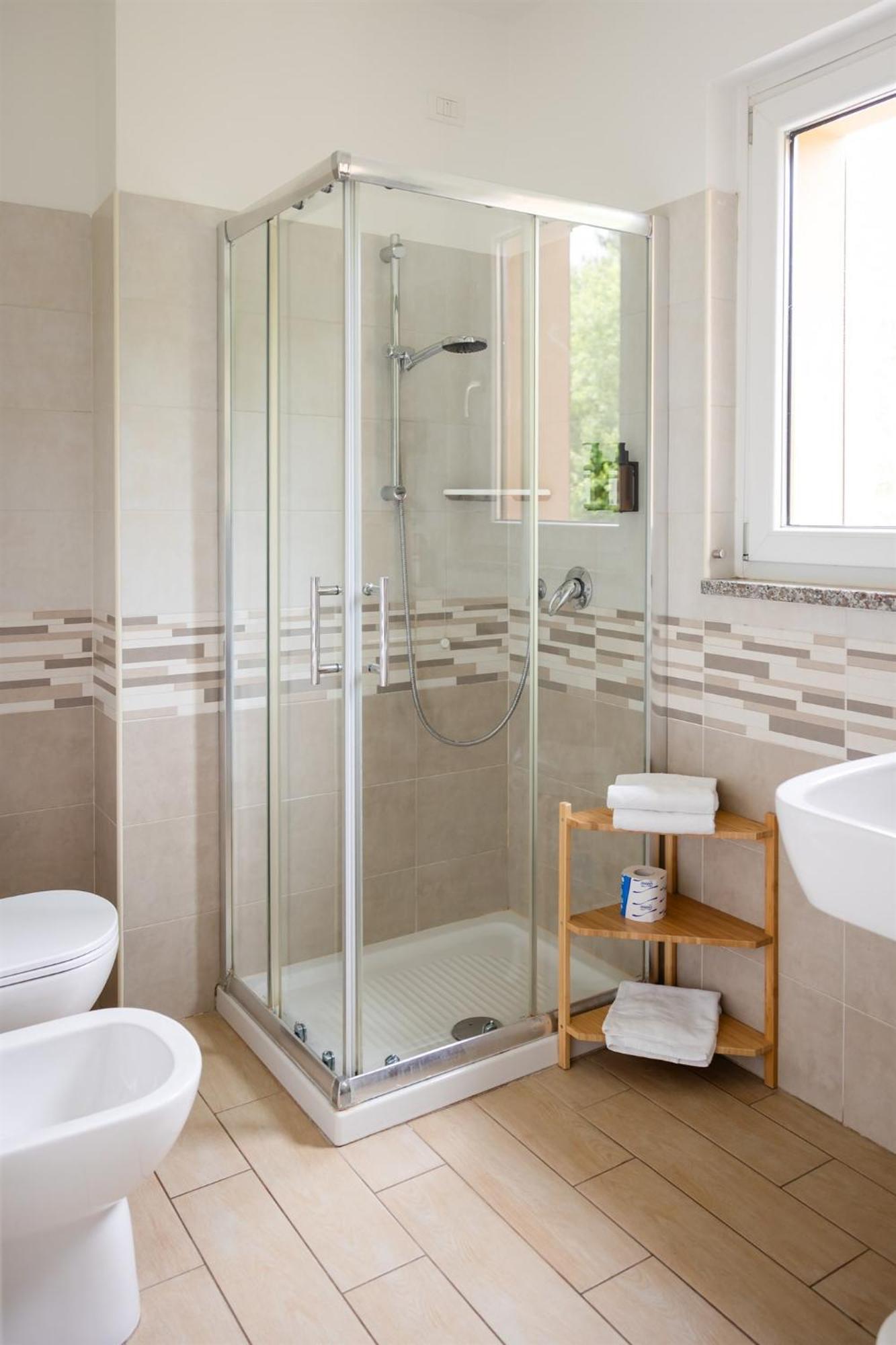 Double Room Private Bathroom