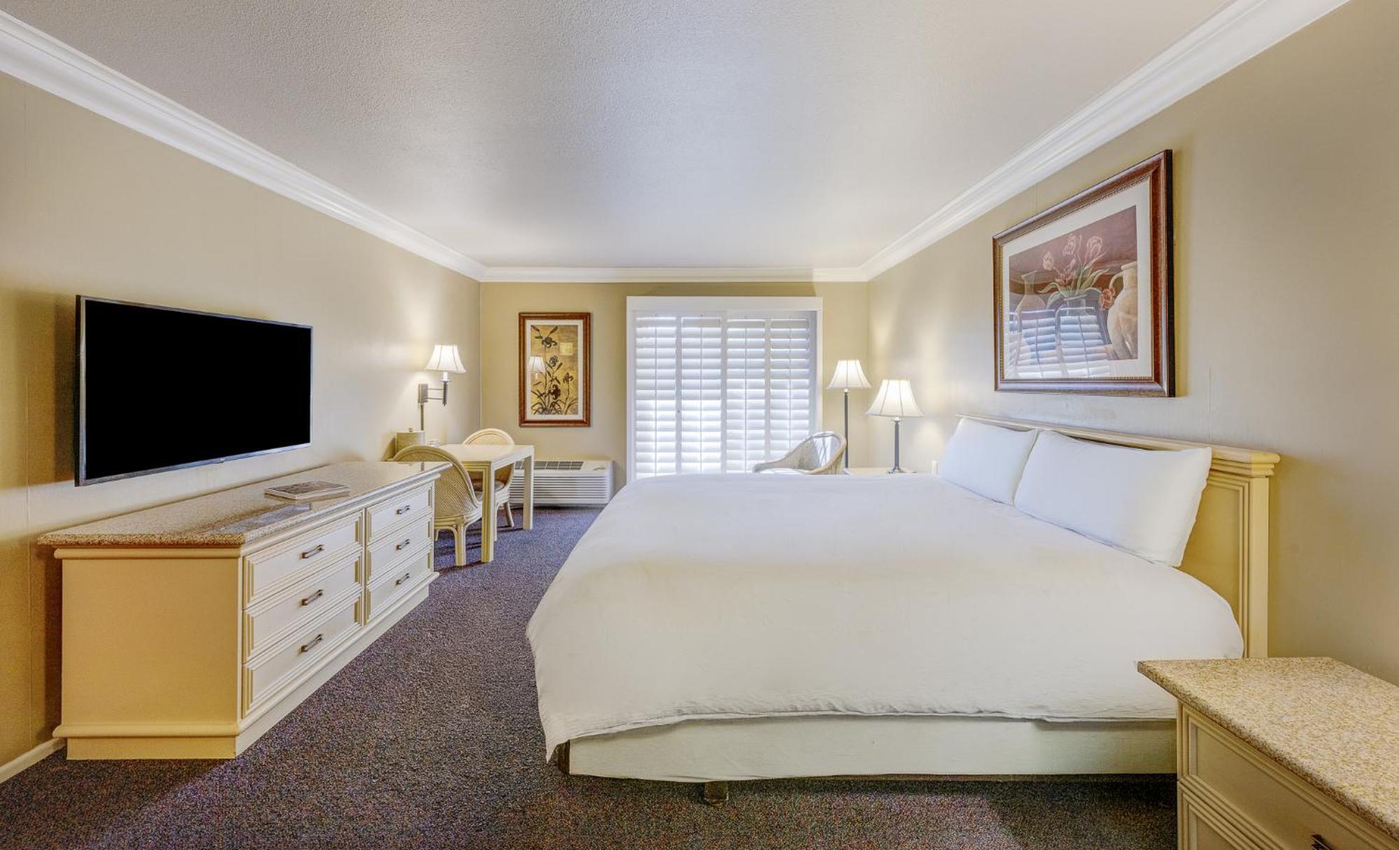 King Room with City View