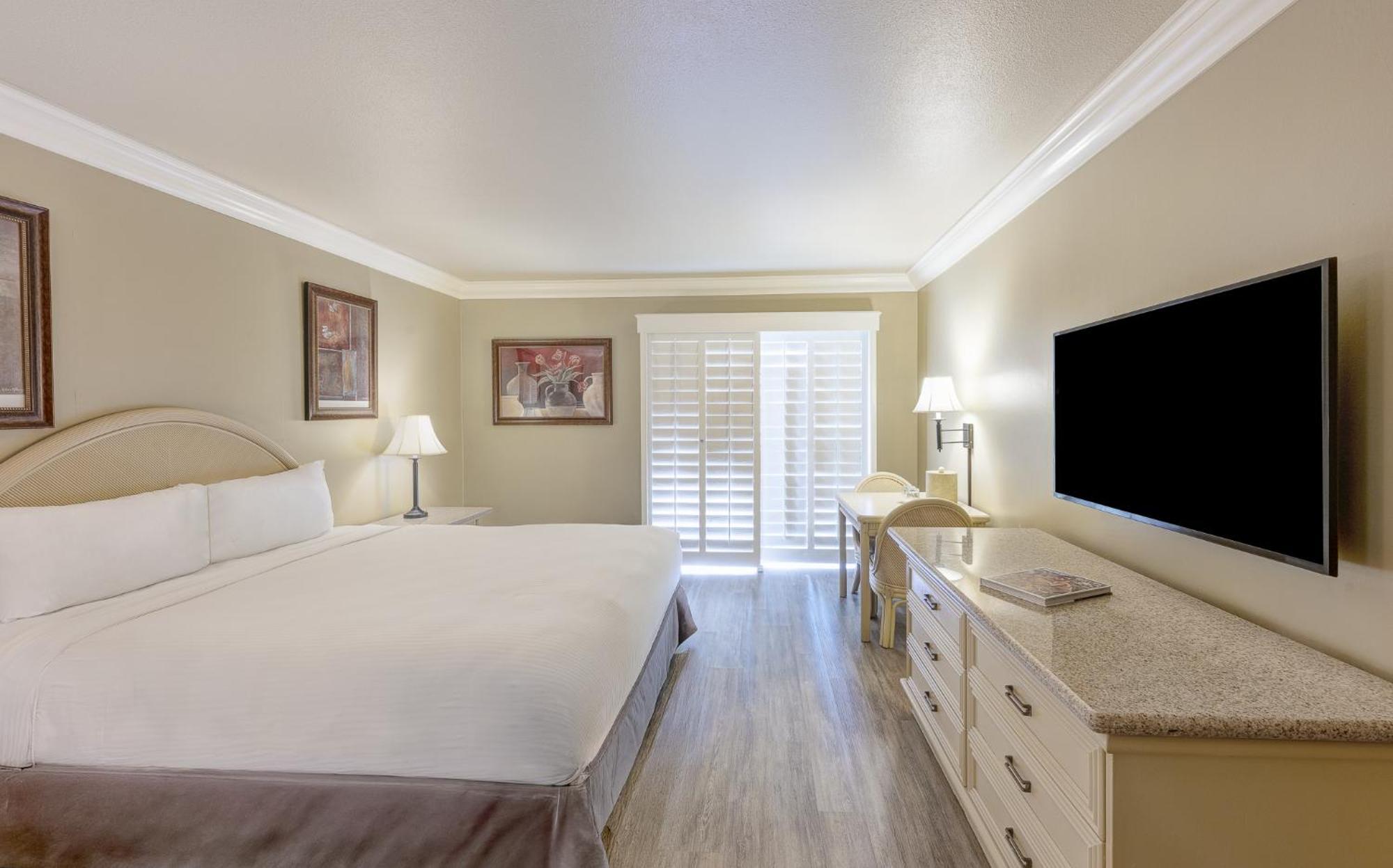 Standard King Room with View