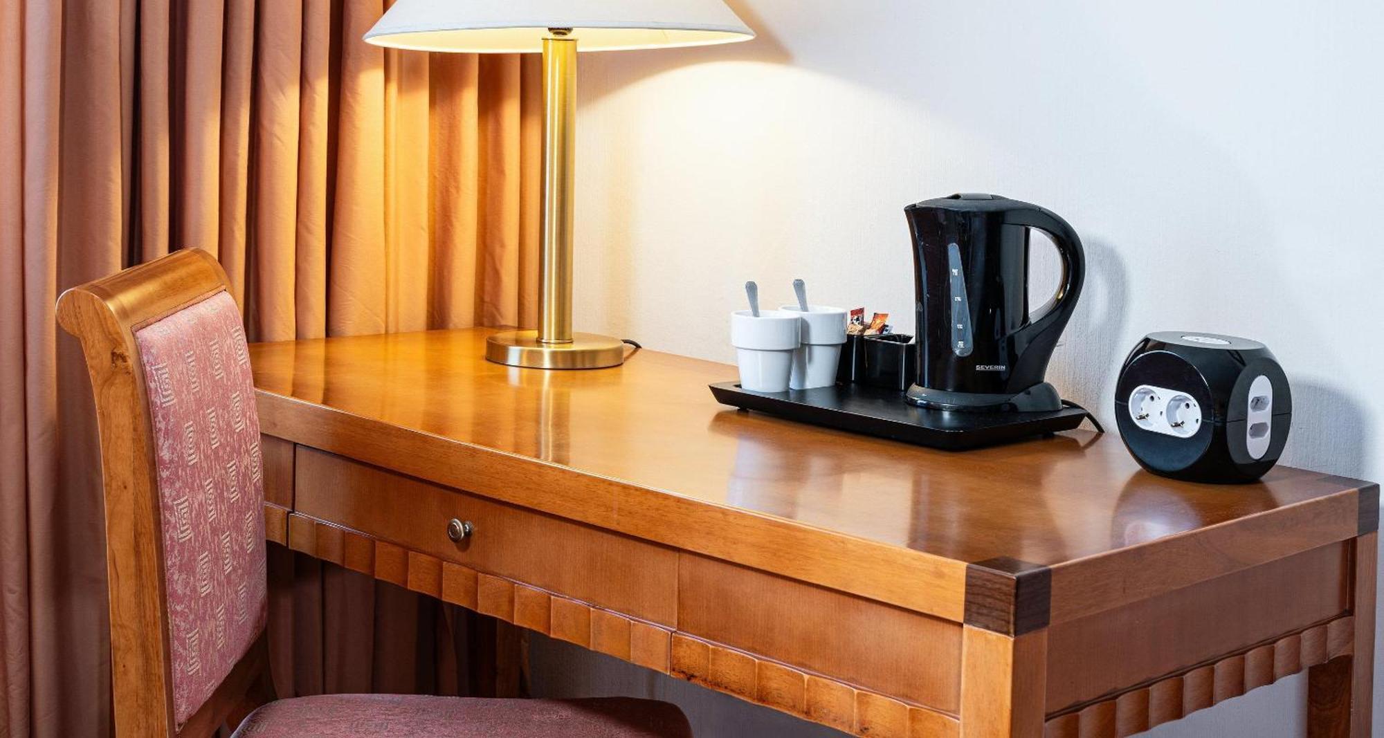 Chambre Lit Queen-Size Classique