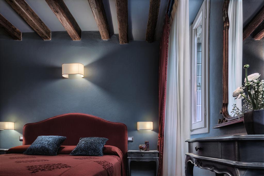 Comfort Double or Twin Room