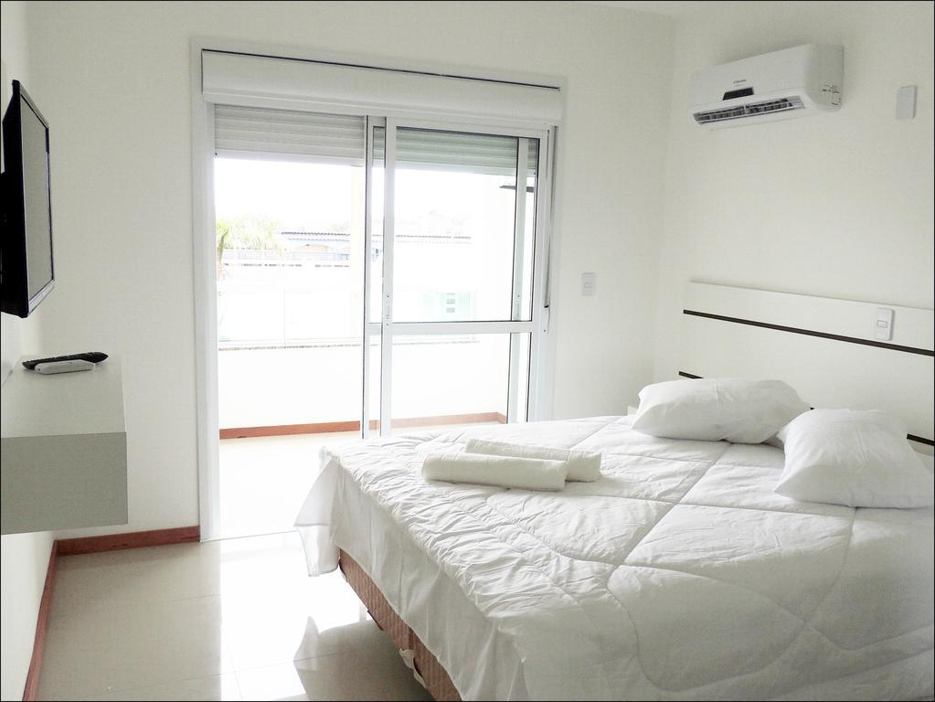 Double Room with Partial River View,929558182:JPEG
