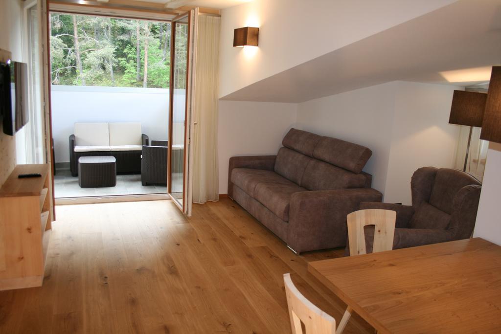Premium Family Room