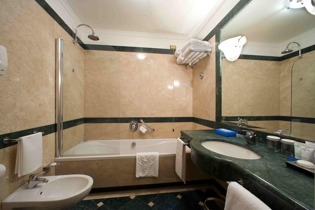 Double Room with garden View,665318466:JPEG