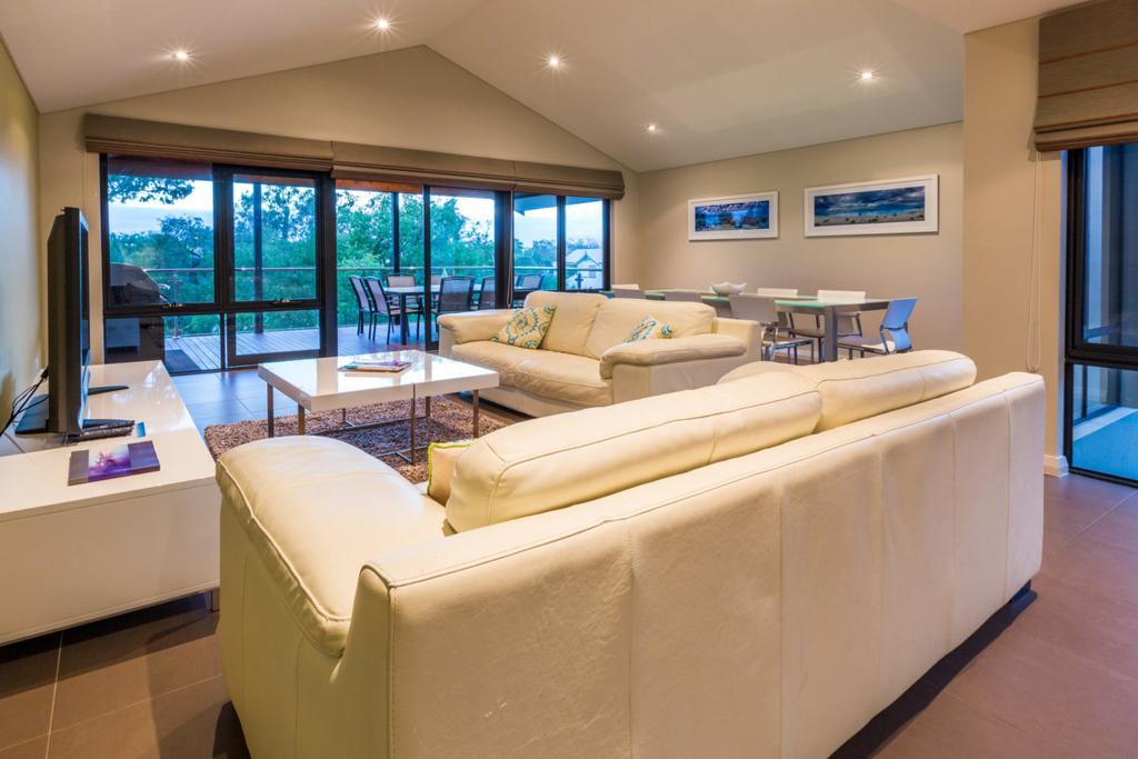 Villa with Garden View,444999774:JPEG