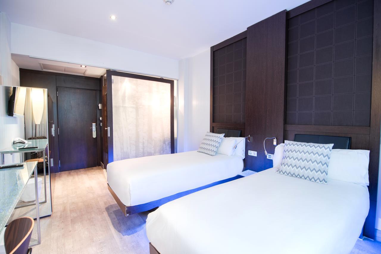 Double Room (1 - 2 Adults),1207575571:JPEG