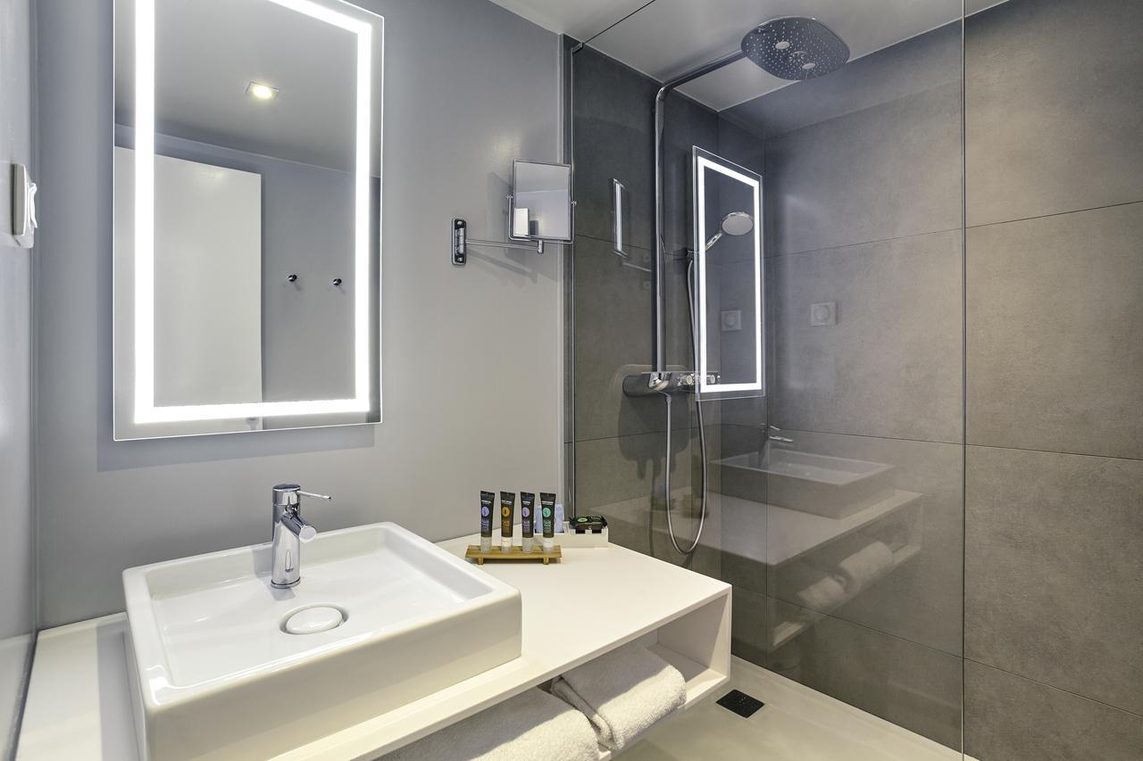 Executive Room with Double Bed,784074624:JPEG