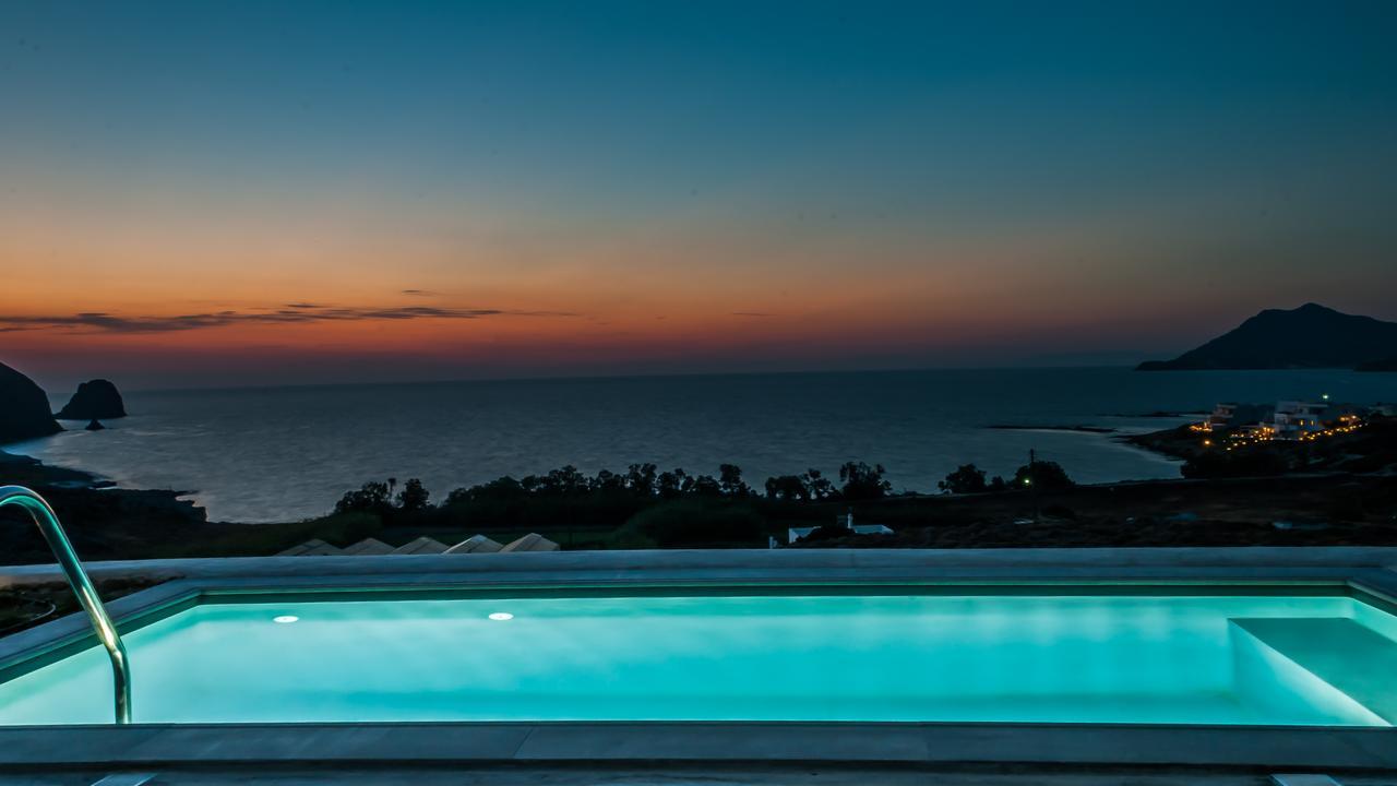 Exclusive Room with Private Pool and Panoramic View,646176180:JPEG