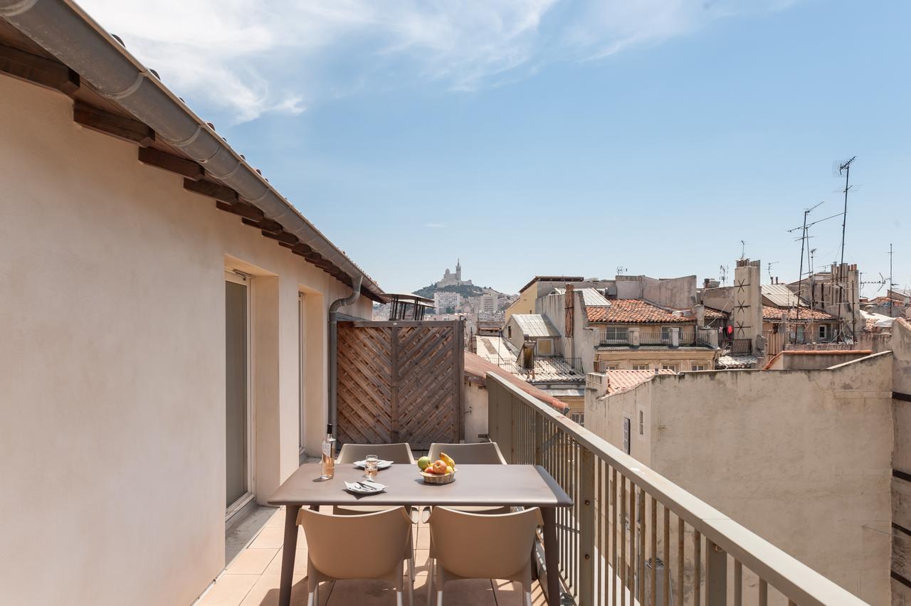 One-Bedroom Apartment with Terrace,666411159:JPEG