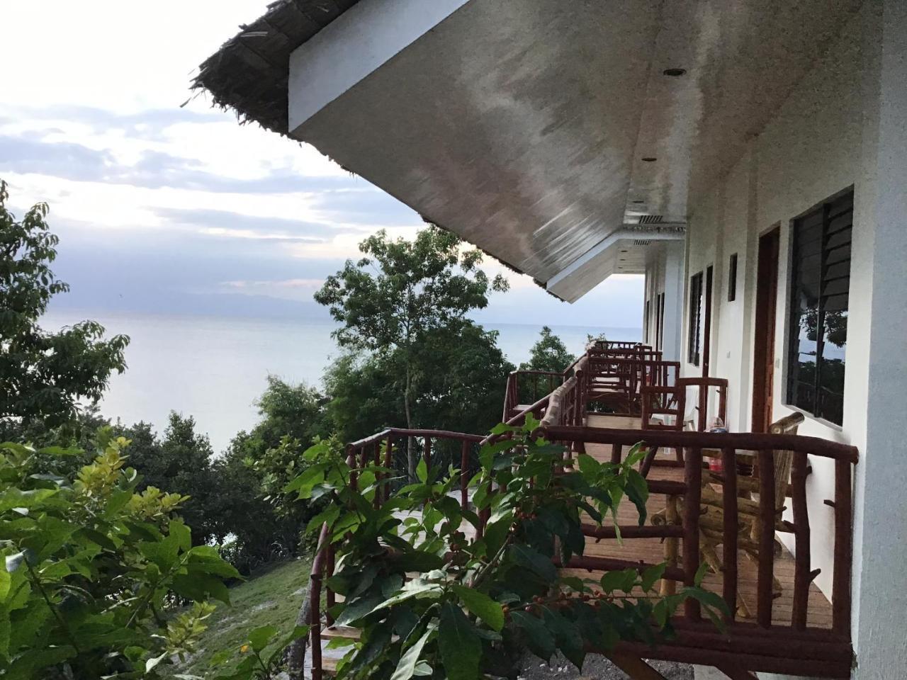 Deluxe Double Room with Balcony and Sea View