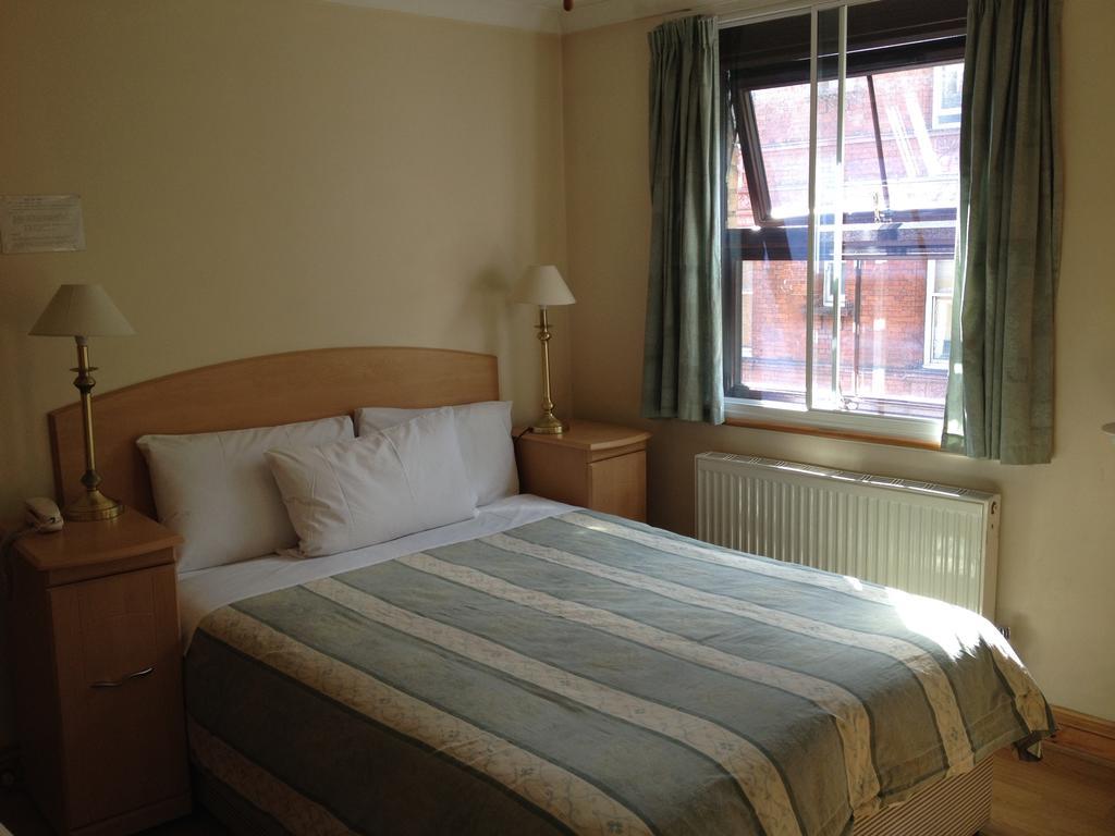 Double Room with Private Bathroom,79535043:JPEG