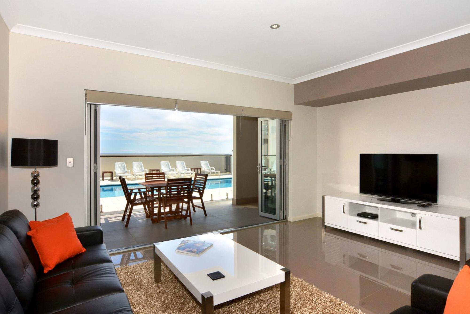 One-Bedroom Apartment - Ground Floor/ Pool View,1664677845:JPEG