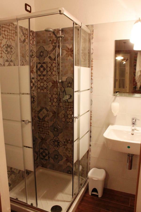 Triple Room Private Bathroom