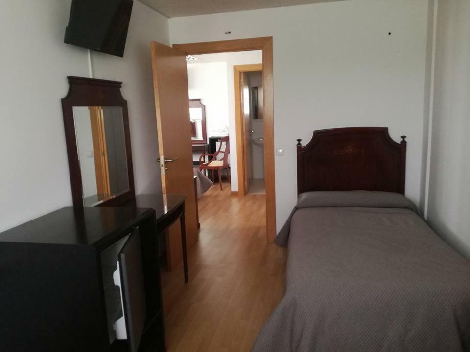 Vierbettzimmer mit eigenem Bad