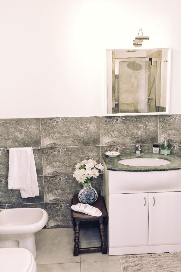 Double Room with Private Bathroom,930540388:JPEG