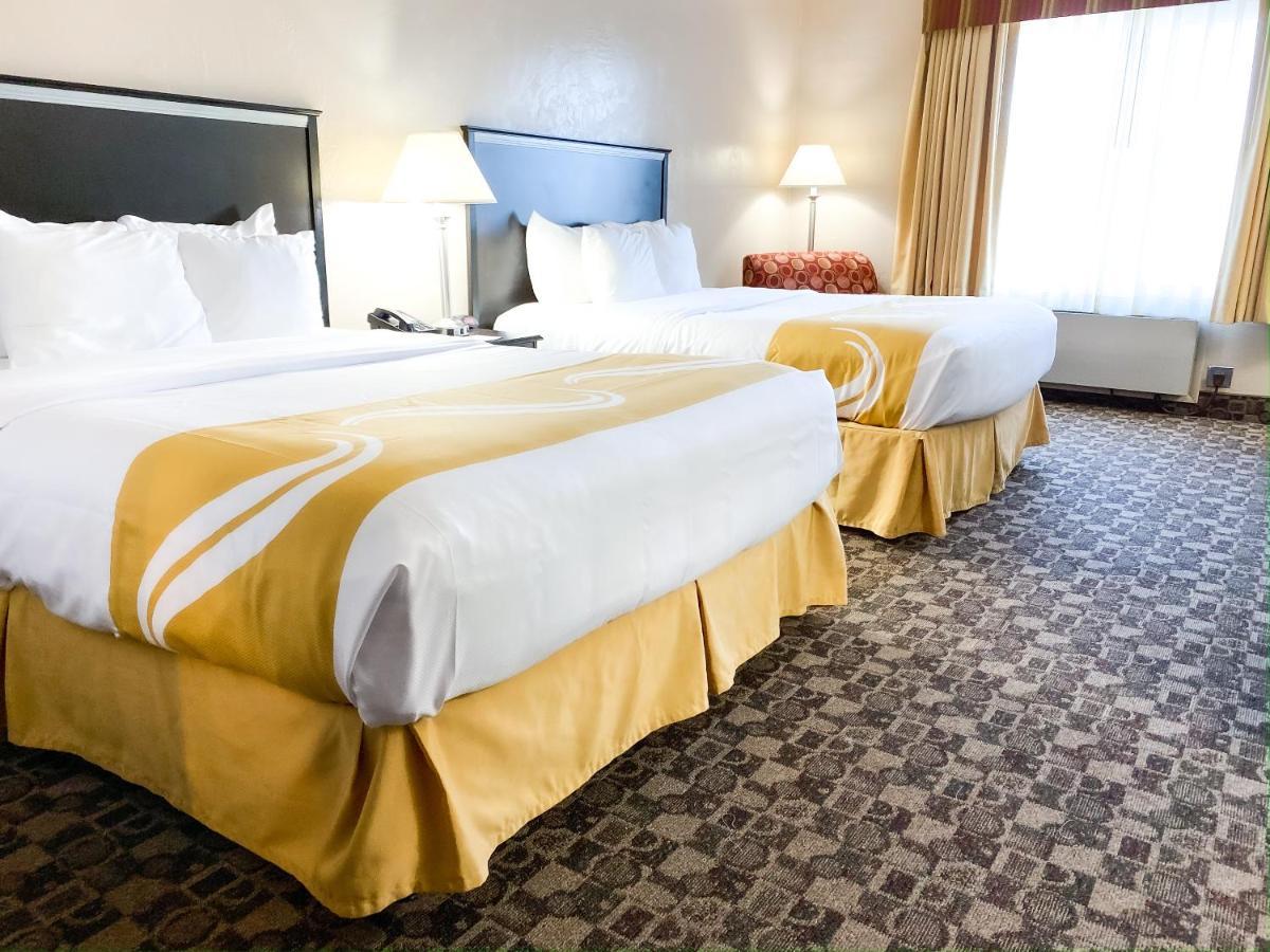 Queen Room with Two Queen Beds,1218667579:JPEG