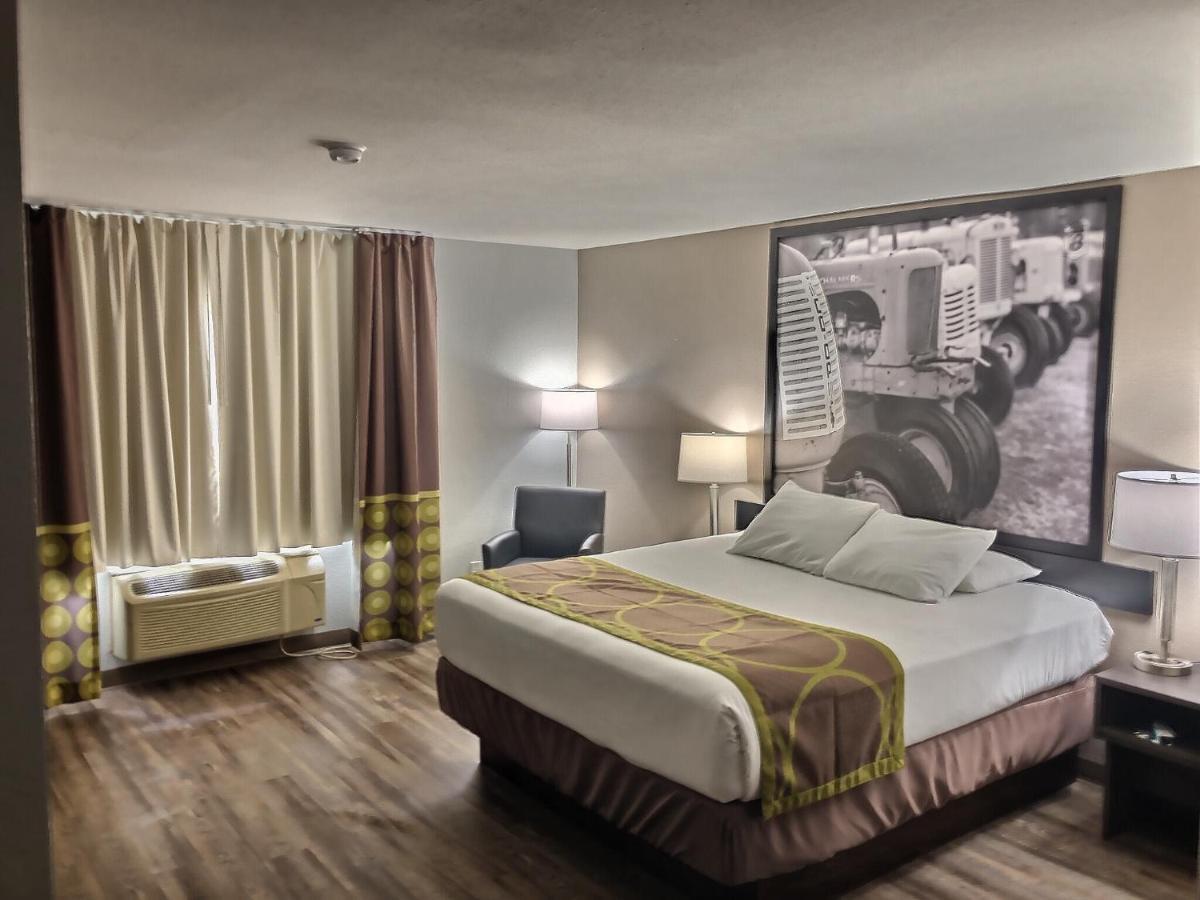 King Room - Non-Smoking