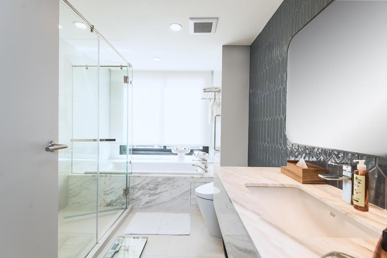 1-Bedroom Junior Suite,1693340181:JPEG