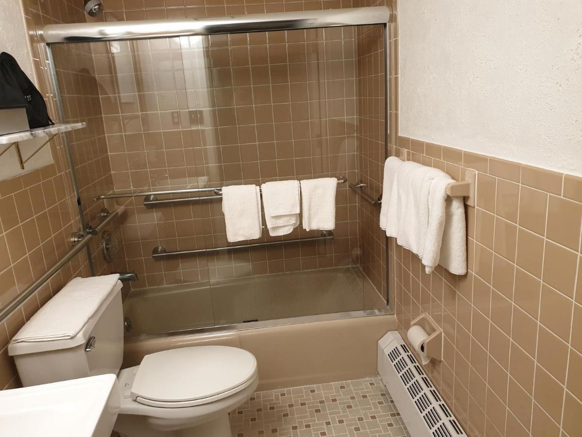 Chambre Double - Accessible aux Personnes à Mobilité Réduite