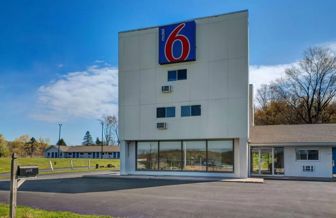 Motel 6 Bellville, Oh-1